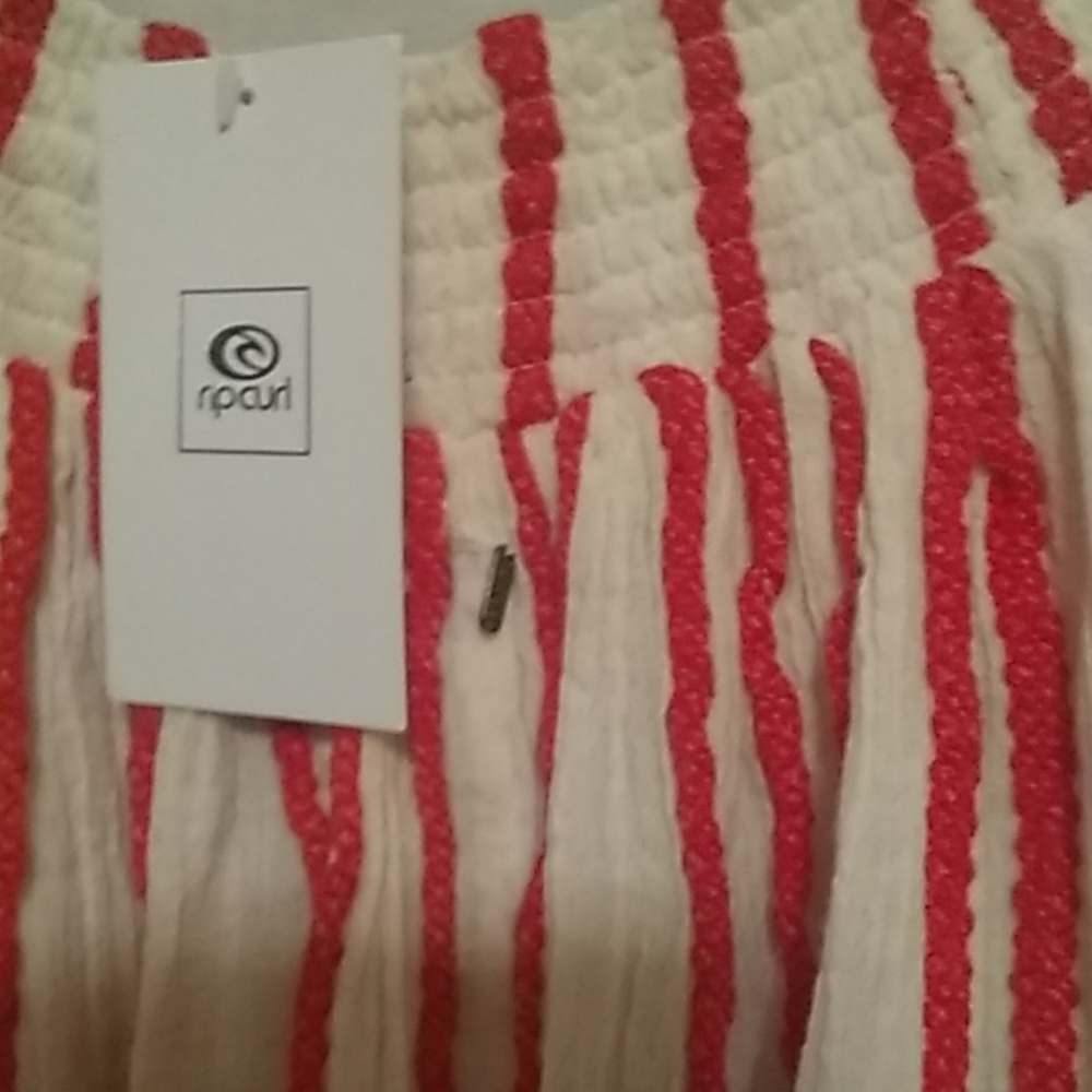 Off Shoulder Rip Curl Shirt - Picture 3 of 3